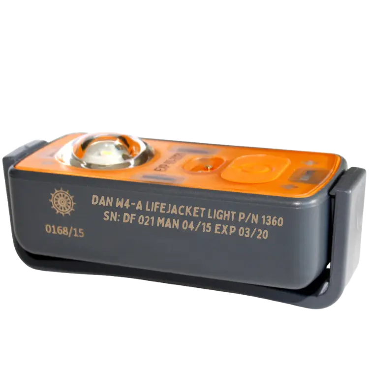 DAN-W4-A-Lifejacket-Light-Belt-Clip-750x750-1.webp